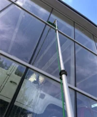 Professionelle Fensterreinigung für klare Sicht und saubere Glasflächen